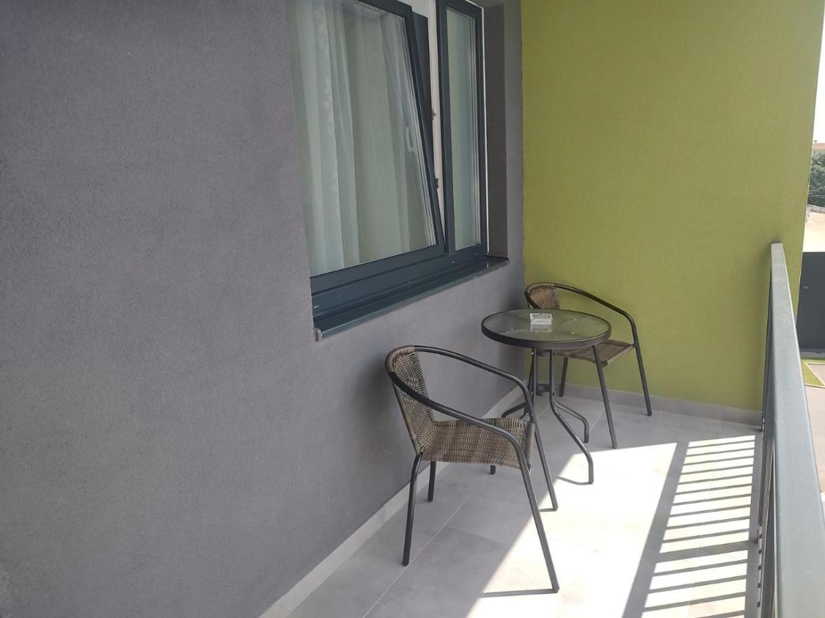 Silvia Resident Apartment Oradea Exterior foto