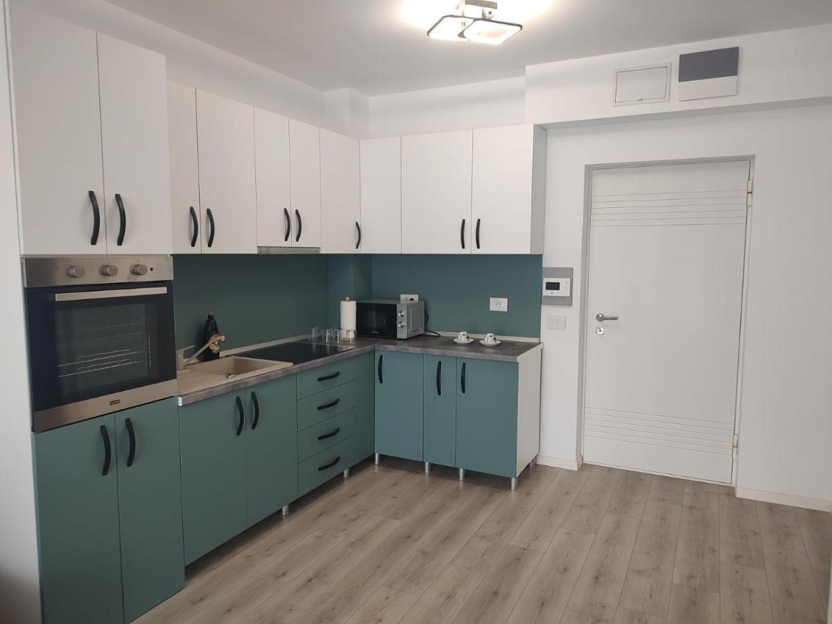 Silvia Resident Apartment Oradea Exterior foto