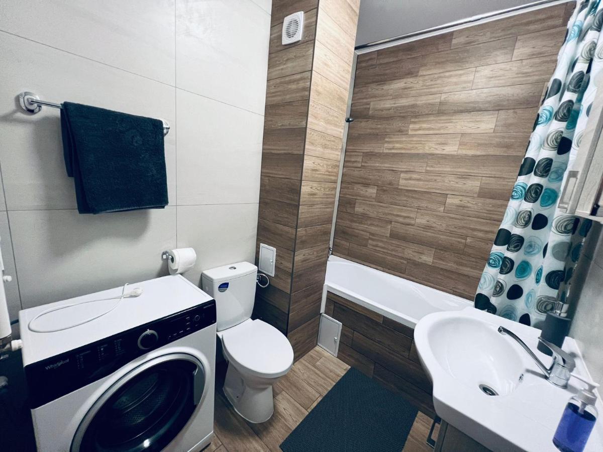 Silvia Resident Apartment Oradea Exterior foto